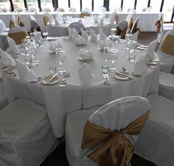 The Huskisson - Accommodation Mount Tamborine 7