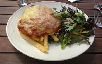 The Huskisson - Accommodation Mount Tamborine 16