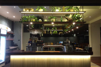 The Huskisson - Accommodation Mount Tamborine 17