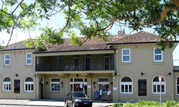 The Huskisson - Accommodation Mount Tamborine 20