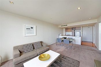 Wyndel Apartments - Harbour Watch - Accommodation Mount Tamborine 11