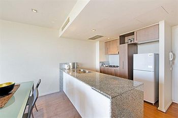 Wyndel Apartments - Harbour Watch - Accommodation Mount Tamborine 15