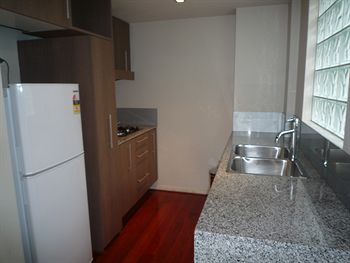 Wyndel Apartments - Harbour Watch - Accommodation Mount Tamborine 5
