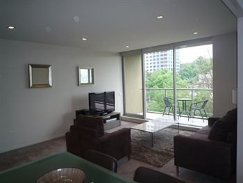 Wyndel Apartments - Harbour Watch - Accommodation Mount Tamborine 9