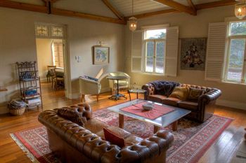 Tizzana Winery Bed & Breakfast - Accommodation Mount Tamborine 1