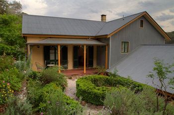 Tizzana Winery Bed & Breakfast - Accommodation Mount Tamborine 6