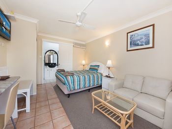 Caloundra City Centre Motel - Accommodation Mount Tamborine 31