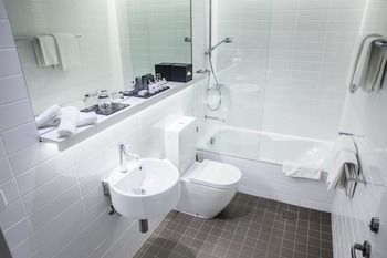 ADGE Boutique Apartment Hotel - Accommodation Mount Tamborine 13