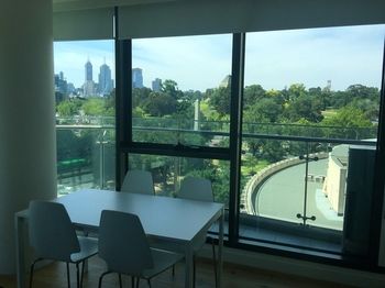 Apartments Melbourne Domain - South Melbourne - Accommodation Mount Tamborine 10