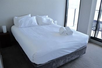 Apartments Melbourne Domain - South Melbourne - Accommodation Mount Tamborine 37