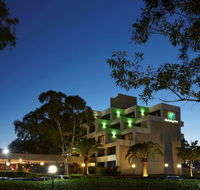 Holiday Inn Warwick Farm - Accommodation Mount Tamborine