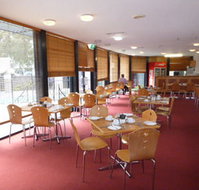 Dingley International Hotel - Accommodation Mount Tamborine