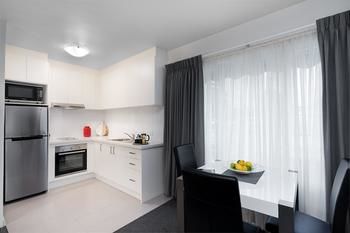 Best Western Fawkner Suites & Serviced Apartments - Accommodation Mount Tamborine 19