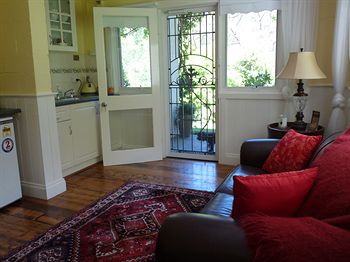 Brentwood Accommodation - Accommodation Mount Tamborine 3