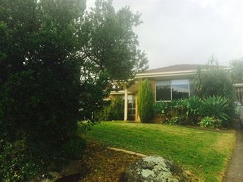 Australian Home Away @ East Doncaster Andersons Creek 1 - Accommodation Mount Tamborine 1