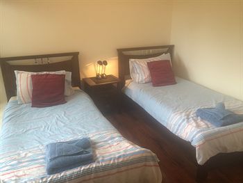 Australian Home Away @ East Doncaster Andersons Creek 1 - Accommodation Mount Tamborine 4