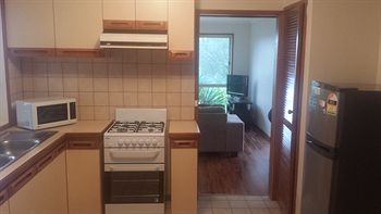 Australian Home Away @ East Doncaster Andersons Creek 1 - Accommodation Mount Tamborine 11