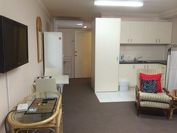 Box Hill Studios At Canterbury Gardens - Accommodation Mount Tamborine 18