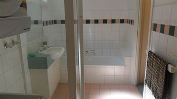 Australian Home Away @ Box Hill 21 - Accommodation Mount Tamborine 0