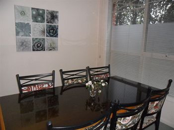 Australian Home Away @ Box Hill 21 - Accommodation Mount Tamborine 11