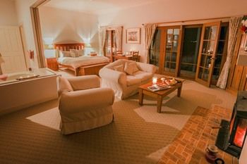 Strathearn Park Lodge - Accommodation Mount Tamborine 11