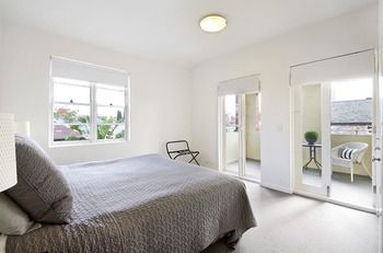 Albert Road Serviced Apartments - Accommodation Mount Tamborine 0