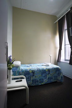 The George Street Hotel - Hostel - Accommodation Mount Tamborine 12