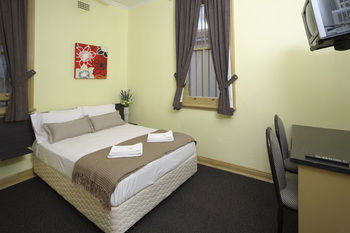 The George Street Hotel - Hostel - Accommodation Mount Tamborine 42