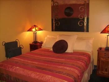 Church House B&B Gundagai - Accommodation Mount Tamborine 7