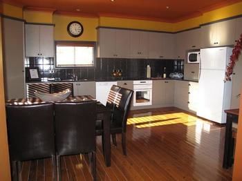 Church House B&B Gundagai - Accommodation Mount Tamborine 10