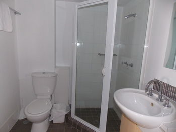 Currimundi Hotel Motel - Accommodation Mount Tamborine 2
