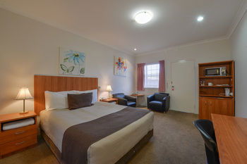 Cadman Motor Inn & Apartments - Accommodation Mount Tamborine 15