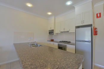 Cadman Motor Inn & Apartments - Accommodation Mount Tamborine 18