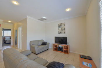Cadman Motor Inn & Apartments - Accommodation Mount Tamborine 22
