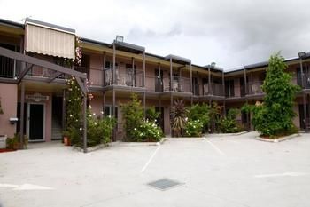 Station Hotel Motel Kurri Kurri - Accommodation Mount Tamborine 9