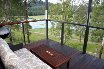 Yabbaloumba Retreat - Accommodation Mount Tamborine 11