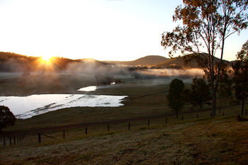 Yabbaloumba Retreat - Accommodation Mount Tamborine 18