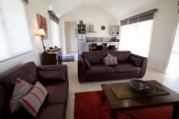 Wild Cattle Creek Estate - Accommodation Mount Tamborine 19