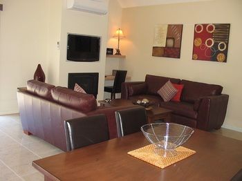 Wild Cattle Creek Estate - Accommodation Mount Tamborine 20