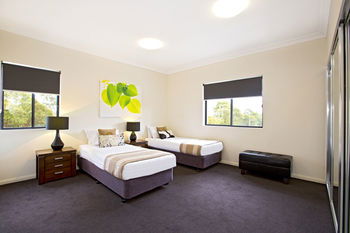 Astina Serviced Apartments - Central - Accommodation Mount Tamborine 1