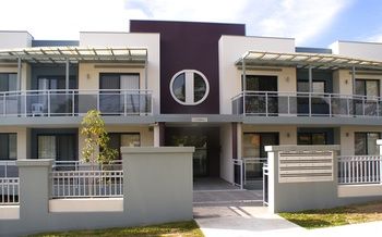 Astina Serviced Apartments - Central - Accommodation Mount Tamborine 16