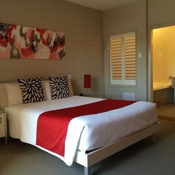 Chaucer Palms Boutique Bed & Breakfast - Accommodation Mount Tamborine 5