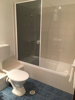 Avoca Beach Hotel & Resort - Accommodation Mount Tamborine 10