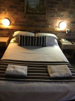 Avoca Beach Hotel & Resort - Accommodation Mount Tamborine 11