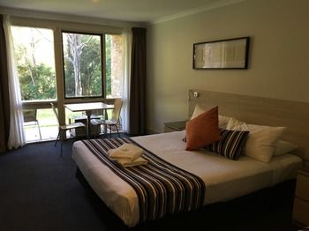 Avoca Beach Hotel & Resort - Accommodation Mount Tamborine 24