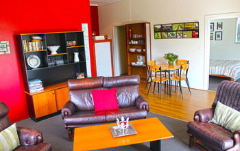 Valley Farm Vineyard Cottages - Accommodation Mount Tamborine 8