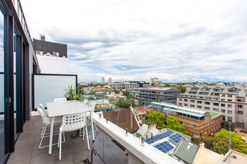 Apartment Hotel East Central - Accommodation Mount Tamborine 5