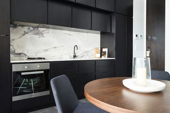 Apartment Hotel East Central - Accommodation Mount Tamborine 34