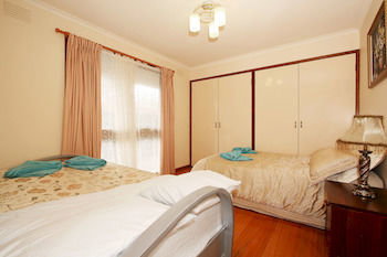 40 Thames Holiday Unit - Accommodation Mount Tamborine 0