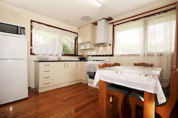 40 Thames Holiday Unit - Accommodation Mount Tamborine 1